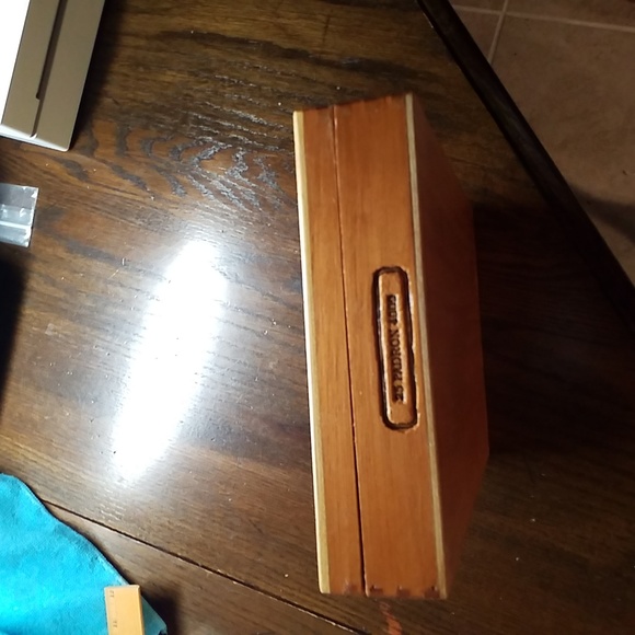 Authentic Wooden Cigar Box - Picture 3 of 9